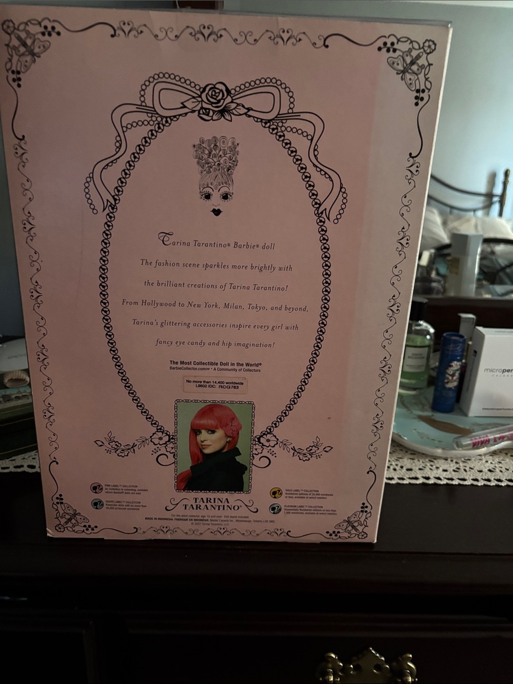 Barbie - Picture 2 of 2